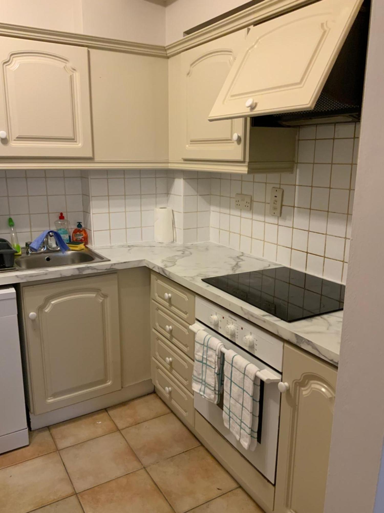 Quite And Cozy 2 Bedroom Apartment Голуей Екстериор снимка